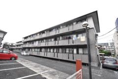 ��ʌ��������܎s������㗎���Q����9-27�̃A�p�[�g�̌����O��