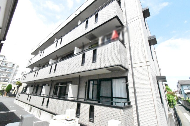 ��ʌ��z�J�s�ԎR���P���ڂ̃A�p�[�g�̌����O��