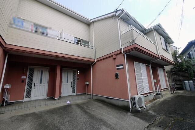 ��ʌ��������܎s��{��O���R���ڂ̃e���X�n�E�X�̌����O��