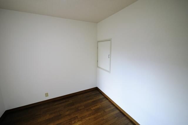 ��ʌ��������܎s��{��O���R���ڂ̃e���X�n�E�X�̂��̑������E�X�y�[�X