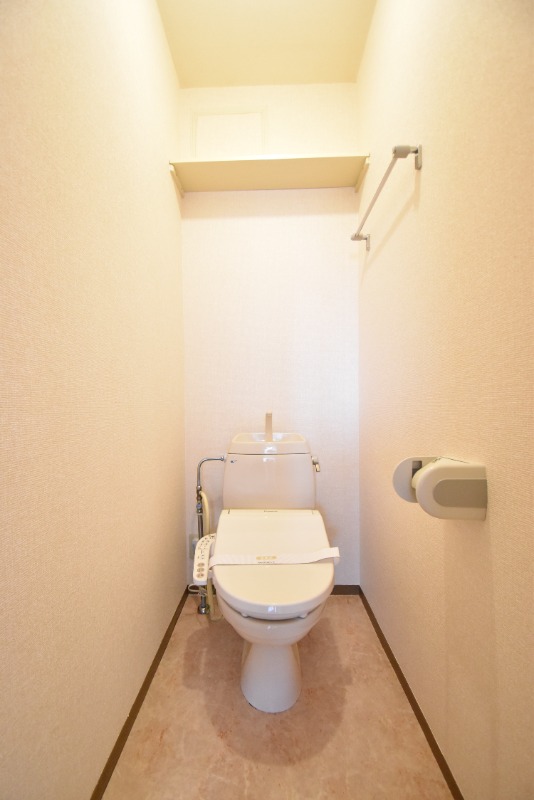 ��ʌ�����s�˒˂R���ڂ̃A�p�[�g�̃g�C��