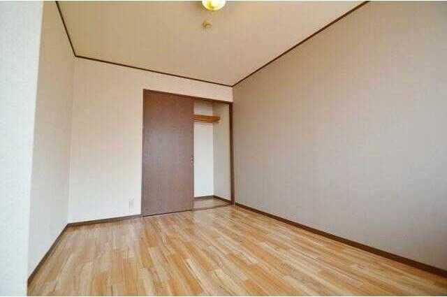 ��ʌ�����s���s�o�H�Q���ڂ̃A�p�[�g�̂��̑�