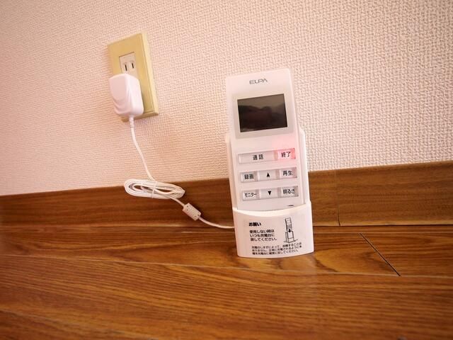 ��ʌ��������܎s��{��O���R���ڂ̃e���X�n�E�X�̂��̑��ݔ�