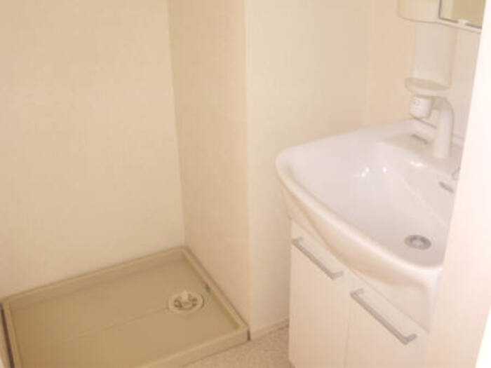 ��ʌ��z�J�s�{�{���S���ڂ̃A�p�[�g�̐��ʏ�