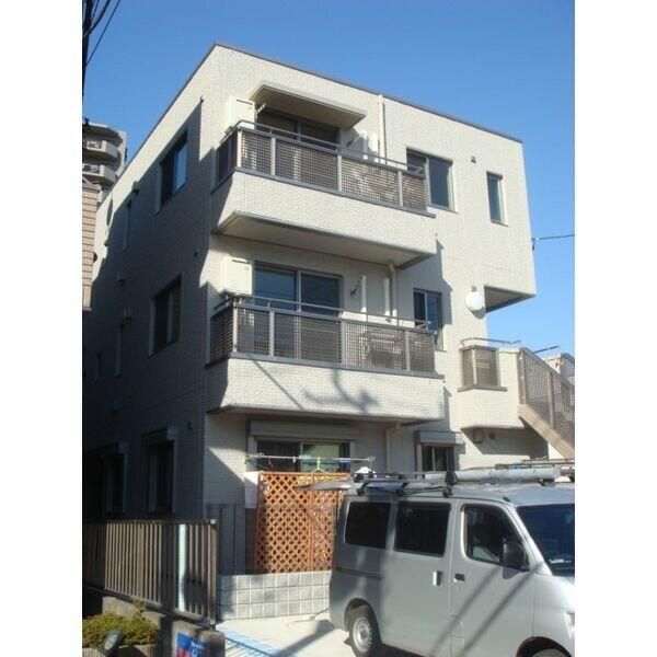 ��ʌ�����s�˒˂Q���ڂ̃A�p�[�g�̌����O��