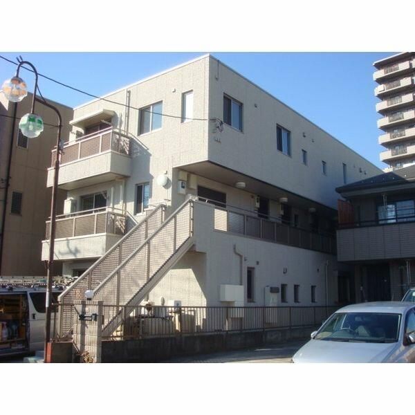 ��ʌ�����s�˒˂Q���ڂ̃A�p�[�g�̌����O��