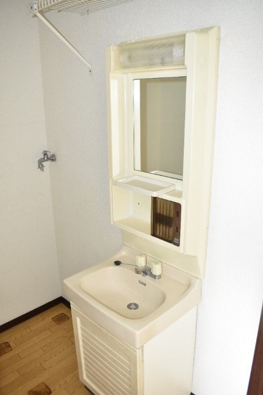 ��ʌ��������܎s�����攪���q�S���ڂ̃}���V�����̐��ʏ�