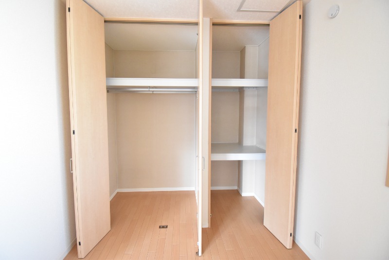 ��ʌ�����s�˒˂Q���ڂ̃A�p�[�g�̎��[