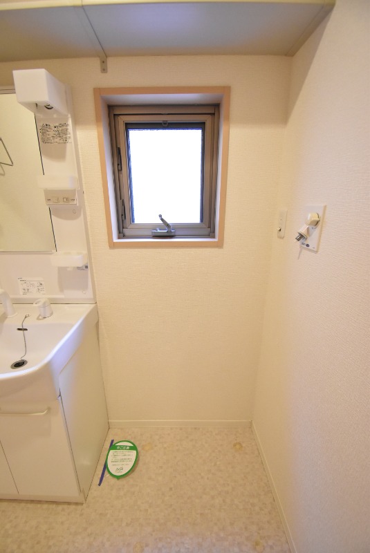 ��ʌ�����s�˒˂Q���ڂ̃A�p�[�g�̂��̑�