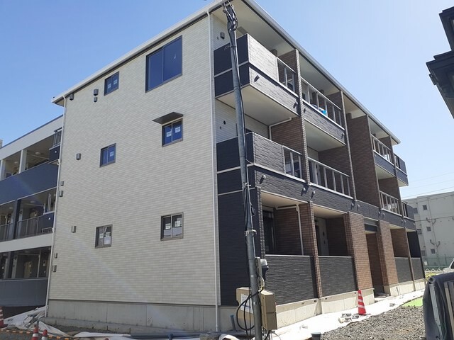 ��ʌ��������܎s�΋擌�Y�a�Q���ڂ̃A�p�[�g�̌����O��