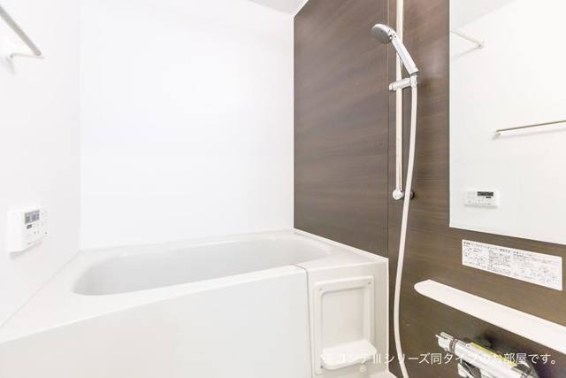 ��ʌ��������܎s�΋擌�Y�a�Q���ڂ̃A�p�[�g�̃o�X