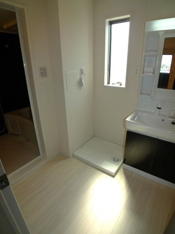 ��ʌ�����s�厚���L�˂̃A�p�[�g�̂��̑�