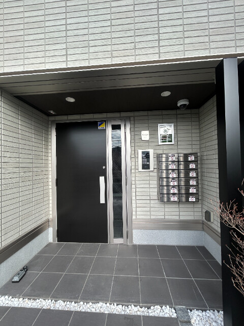 ��ʌ��������܎s�k��{�����S���ڂ̃A�p�[�g�̃G���g�����X