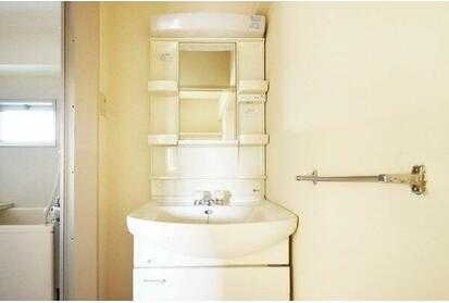 ��ʌ��������܎s������厚��J�̃}���V�����̐��ʏ�