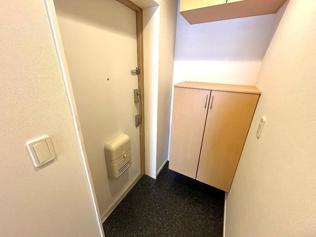 ��ʌ�����s�˒˓�R���ڂ̃}���V�����̌���