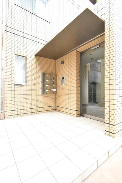 ��ʌ�����s�˒˓�R���ڂ̃}���V�����̃G���g�����X