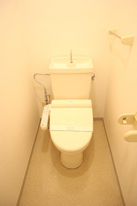 ��ʌ�����s������U���ڂ̃A�p�[�g�̃g�C��