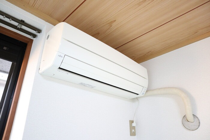 ��ʌ�����s������U���ڂ̃A�p�[�g�̂��̑��ݔ�