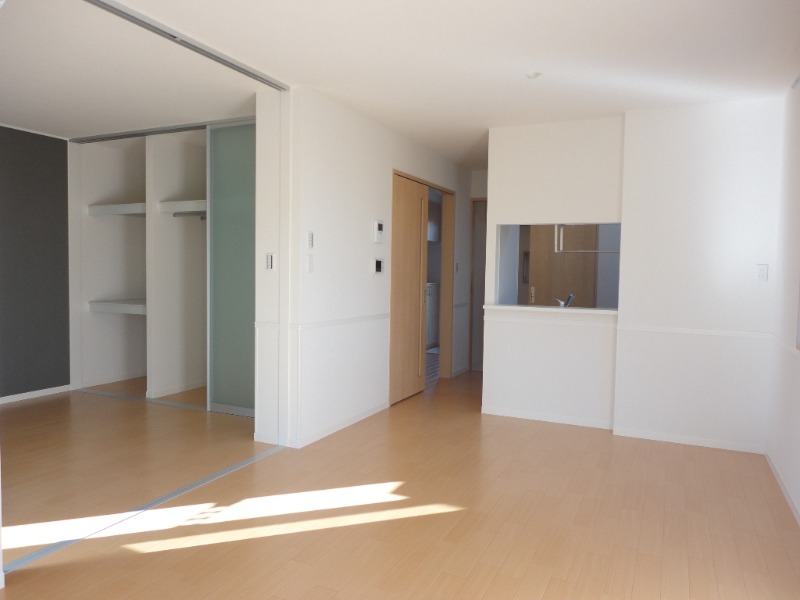 ��ʌ�����s�厚���s�̃A�p�[�g�̋��ԁE���r���O