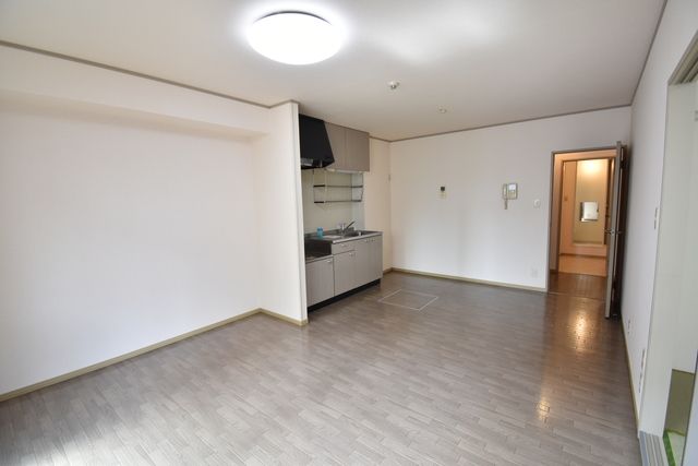 ��ʌ��������܎s�k��g�쒬�P���ڂ̃A�p�[�g�̋��ԁE���r���O