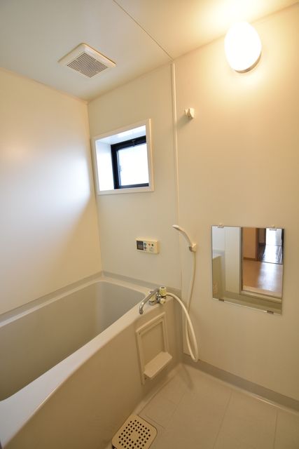 ��ʌ��������܎s�k��g�쒬�P���ڂ̃A�p�[�g�̃o�X