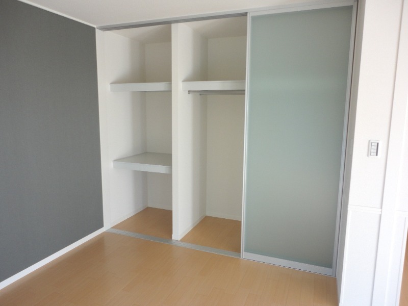 ��ʌ�����s�厚���s�̃A�p�[�g�̎��[