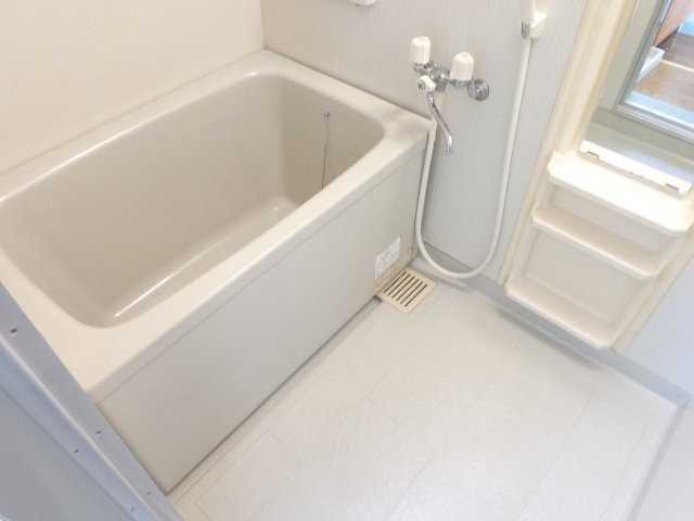 ��ʌ��������܎s��΋���Q���ڂ̃A�p�[�g�̃o�X