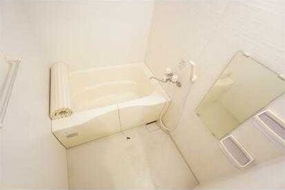 ��ʌ��z�J�s�k�z�J�Q���ڂ̃}���V�����̃o�X