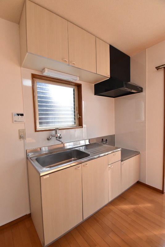 ��ʌ��z�J�s���z�J�P�O���ڂ̃A�p�[�g�̃L�b�`��