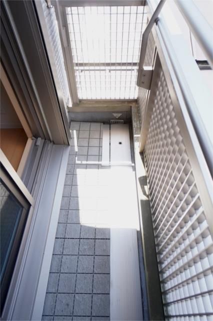 ��ʌ��z�J�s�k�z�J�Q���ڂ̃}���V�����̃o���R�j�[