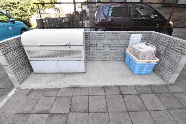 ��ʌ��z�J�s�k�z�J�Q���ڂ̃}���V�����̂��̑�