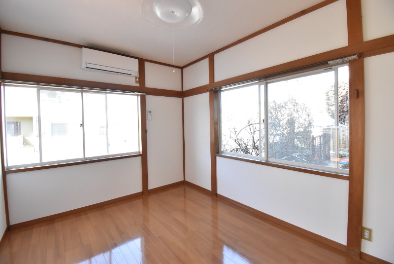 ��ʌ��z�J�s���z�J�P�O���ڂ̃A�p�[�g�̂��̑������E�X�y�[�X