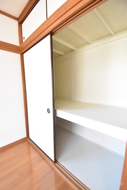 ��ʌ��z�J�s���z�J�P�O���ڂ̃A�p�[�g�̎��[