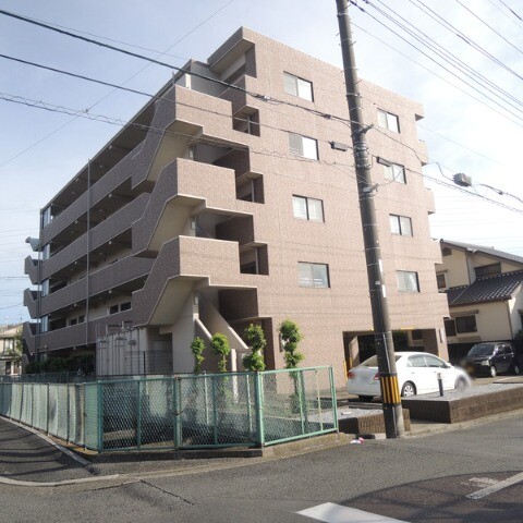 ��ʌ��������܎s�΋�厚�����̃}���V�����̌����O��