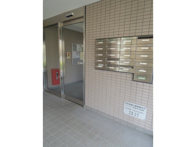 ��ʌ��������܎s�΋�厚�����̃}���V�����̃G���g�����X