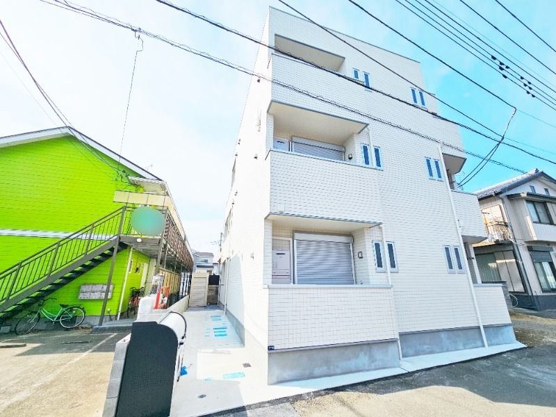 ��ʌ��@�c�s���Q���ڂ̃A�p�[�g�̌����O��