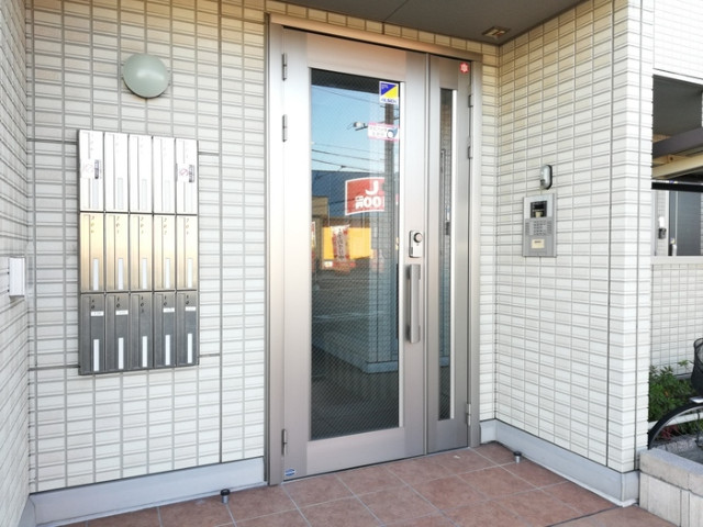 ��ʌ������s�����̃A�p�[�g�̃G���g�����X