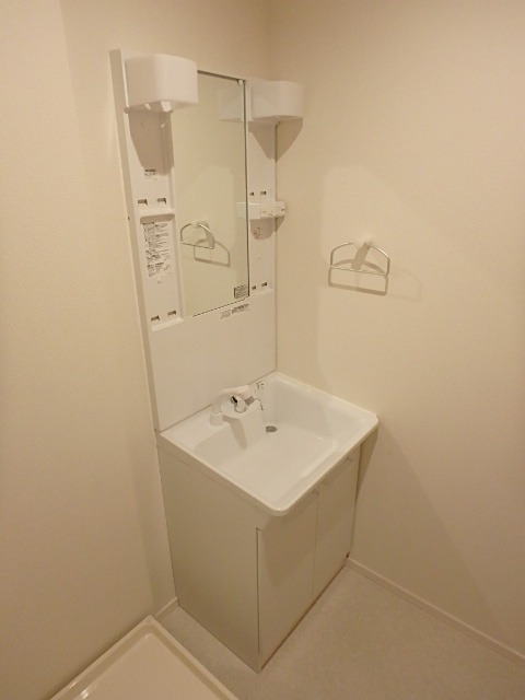 ��ʌ��������܎s�����擌��{�S���ڂ̃}���V�����̐��ʏ�