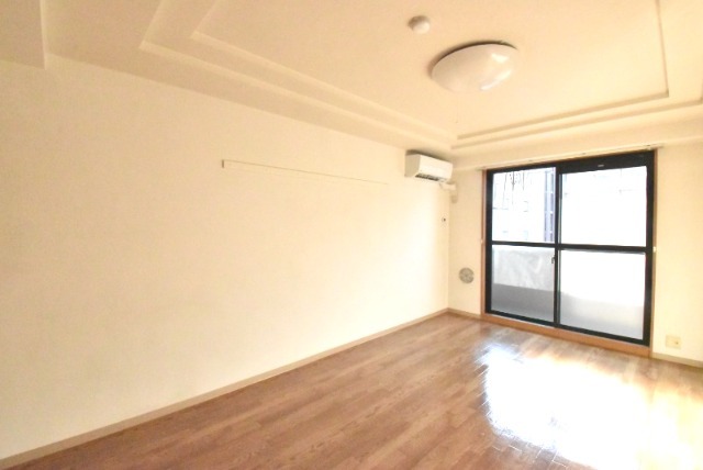 ��ʌ�����s�厚�����V�c�̃}���V�����̋��ԁE���r���O