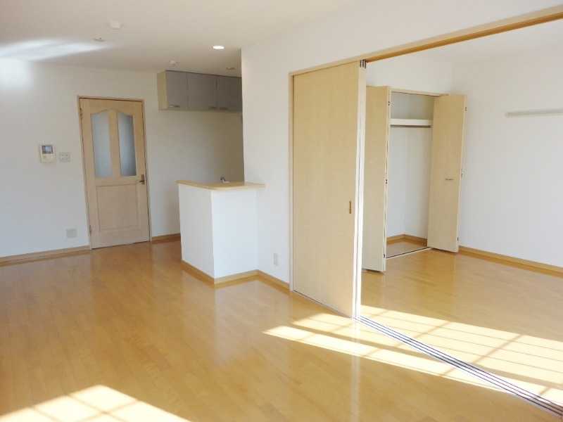 ��ʌ��������܎s������~����S���ڂ̃A�p�[�g�̋��ԁE���r���O