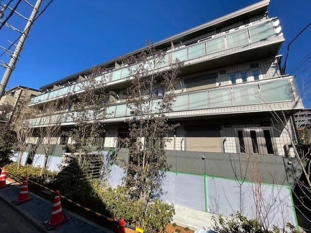 ��ʌ��������܎s�Y�a�撇���S���ڂ̃A�p�[�g�̌����O��