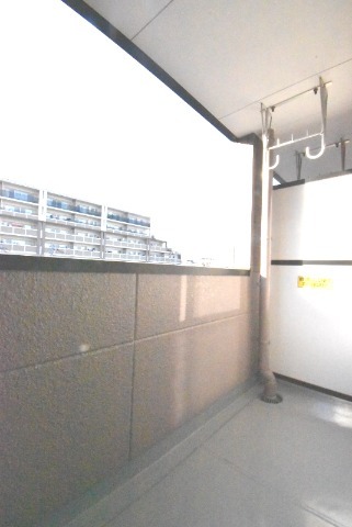 ��ʌ�����s�厚�����V�c�̃}���V�����̃o���R�j�[