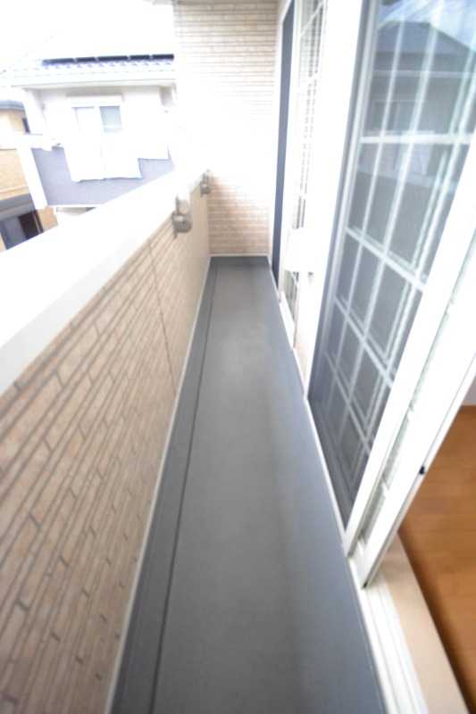 ��ʌ��������܎s������~����S���ڂ̃A�p�[�g�̃o���R�j�[