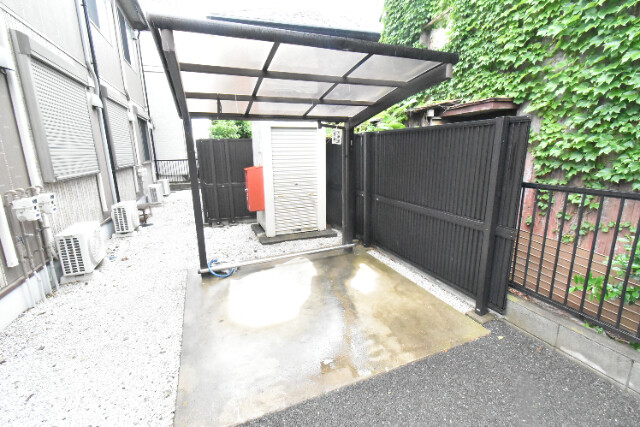 ��ʌ��������܎s�΋�厚�����̃e���X�n�E�X�̂��̑�