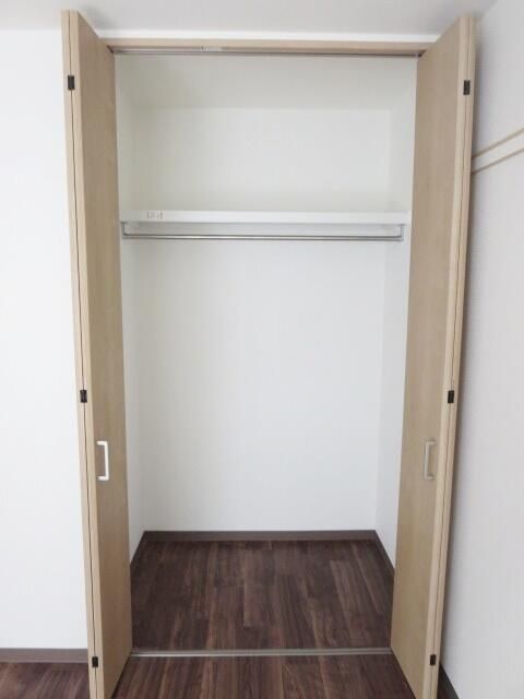 ��ʌ�����s�厚�ؑ]�C�̃A�p�[�g�̎��[