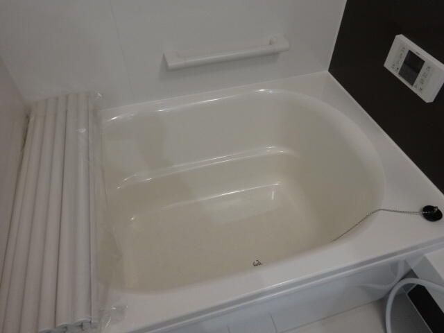 ��ʌ�����s�≺���S���ڂ̃A�p�[�g�̃o�X