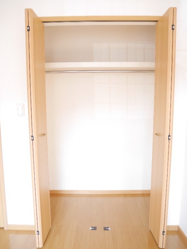 ��ʌ��k�����S�ɓޒ����h��S���ڂ̃A�p�[�g�̎��[