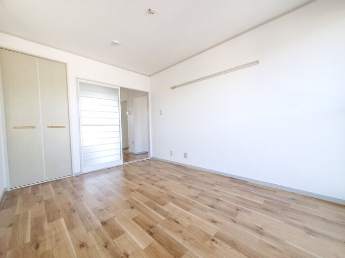 ��ʌ��������܎s��{��O���S���ڂ̃A�p�[�g�̐Q��