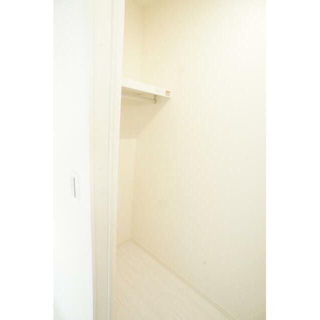 ��ʌ��������܎s�΋�����P���ڂ̃e���X�n�E�X�̎��[