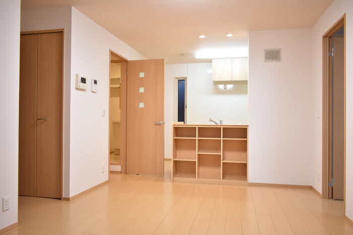 ��ʌ��������܎s�����擇���̃A�p�[�g�̋��ԁE���r���O